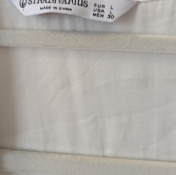 Flowy white silk top - Picture 2 of 4